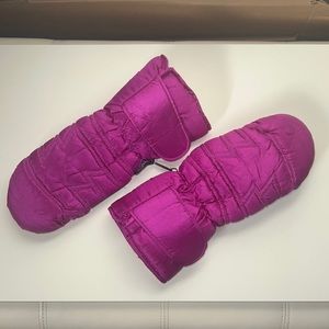 Large women’s retro thinsulate puffer mittens